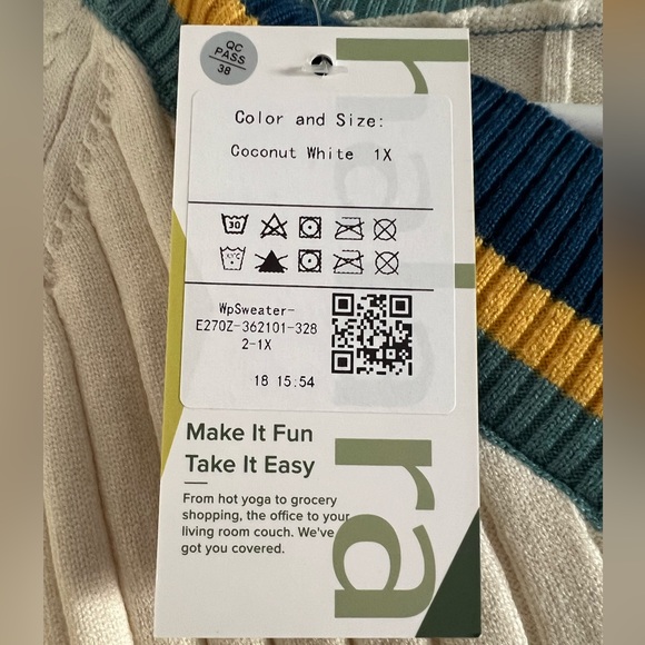 Halara sweater NWT - Picture 4 of 4